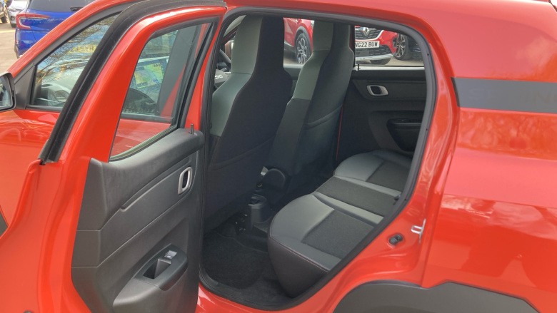 Dacia Spring 27kWh Extreme 65 48kW 5dr Auto Electric Hatchback